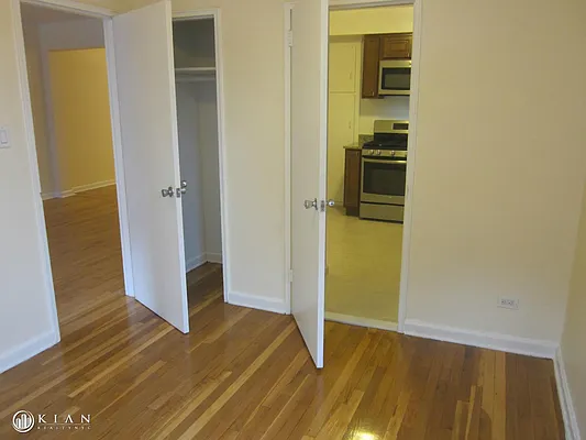 Rented by Kian Realty | media 18