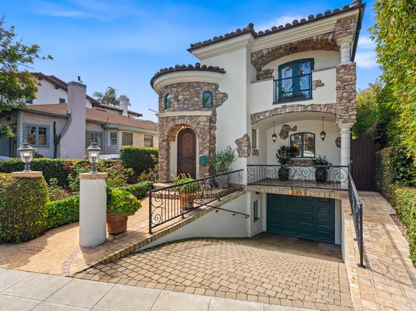 7964 Prospect Pl, La Jolla, CA 92037