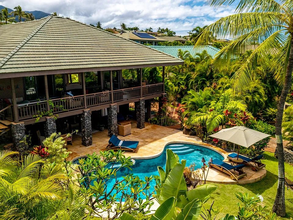 250 Amakihi Way