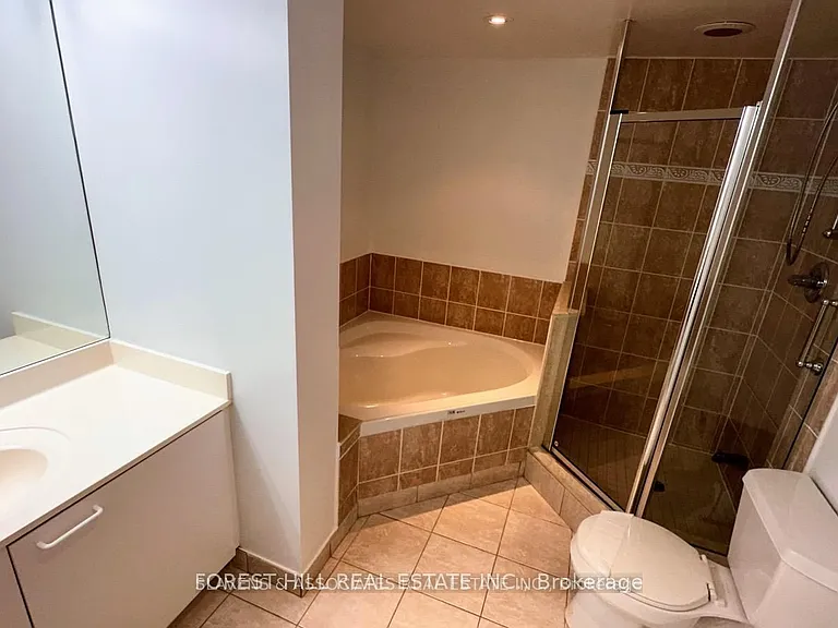 130 Pond Dr #512 — Photo 17