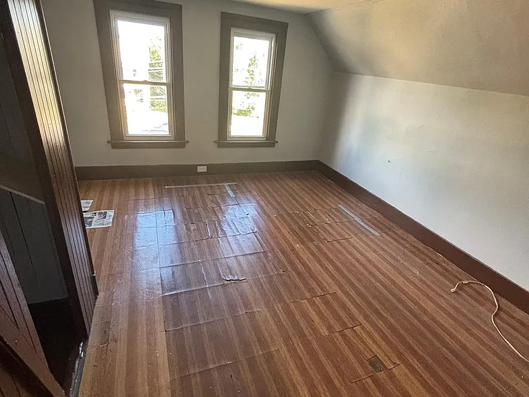 351 Elm St #2 — Photo 1
