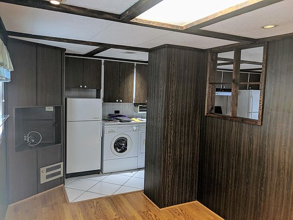 4th image of 608 Oak Ave