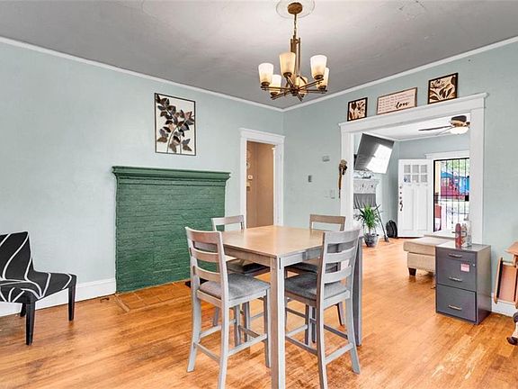 5th image of 943 Washington Pl SW