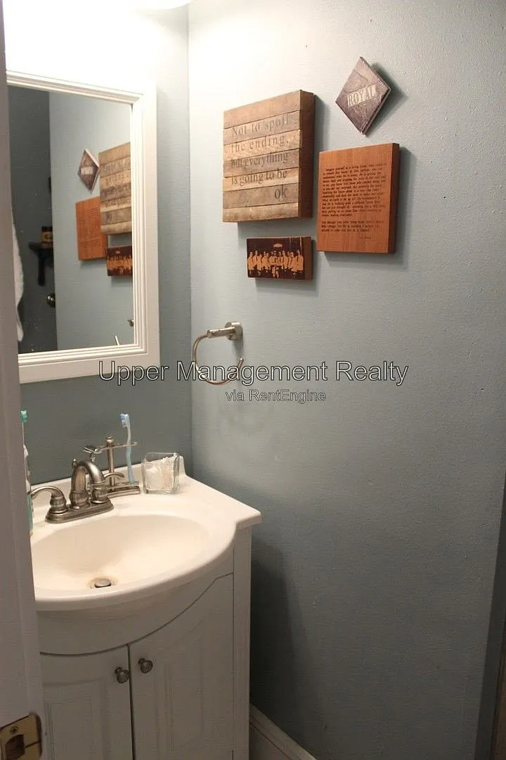 2 bed, 2.0 bath, 1000 sqft, $1,800 — Photo 4