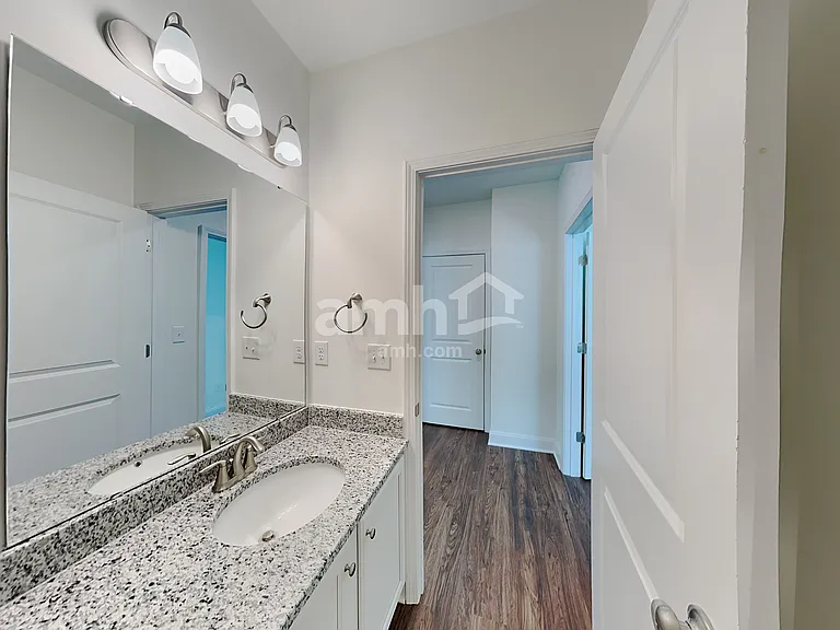 2147 Laurel Village Cir — Photo 19
