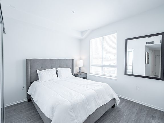 4th image of 5837 W Sunset Blvd #3296642