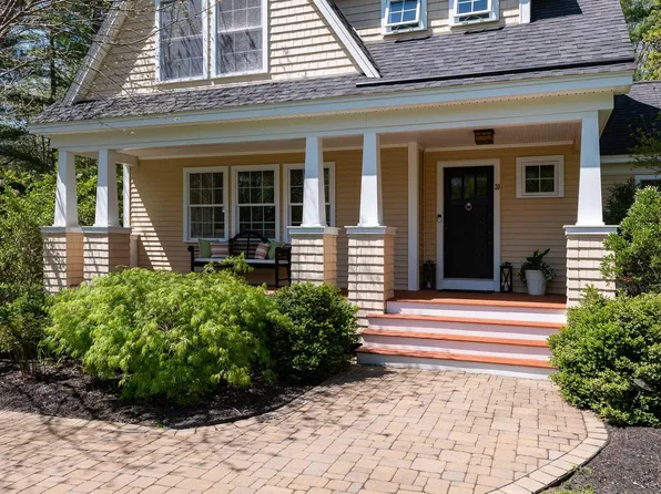 20 Ridgecrest Drive, Greenland, NH 03854