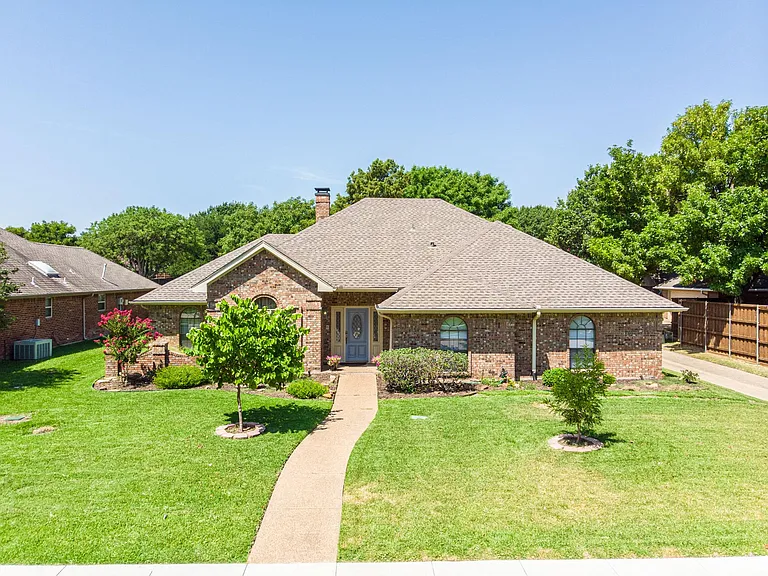 3305 Eisenhower Ln — Photo 24