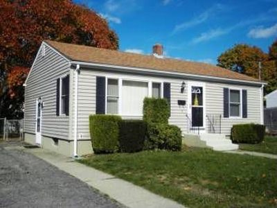31 Pleasant View Dr, North Providence, RI, 02904