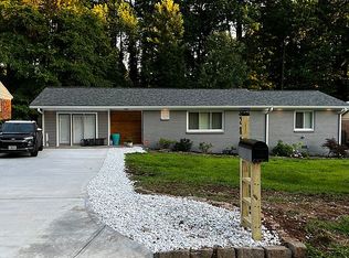2894 Heather Dr, East Pt, GA 30344