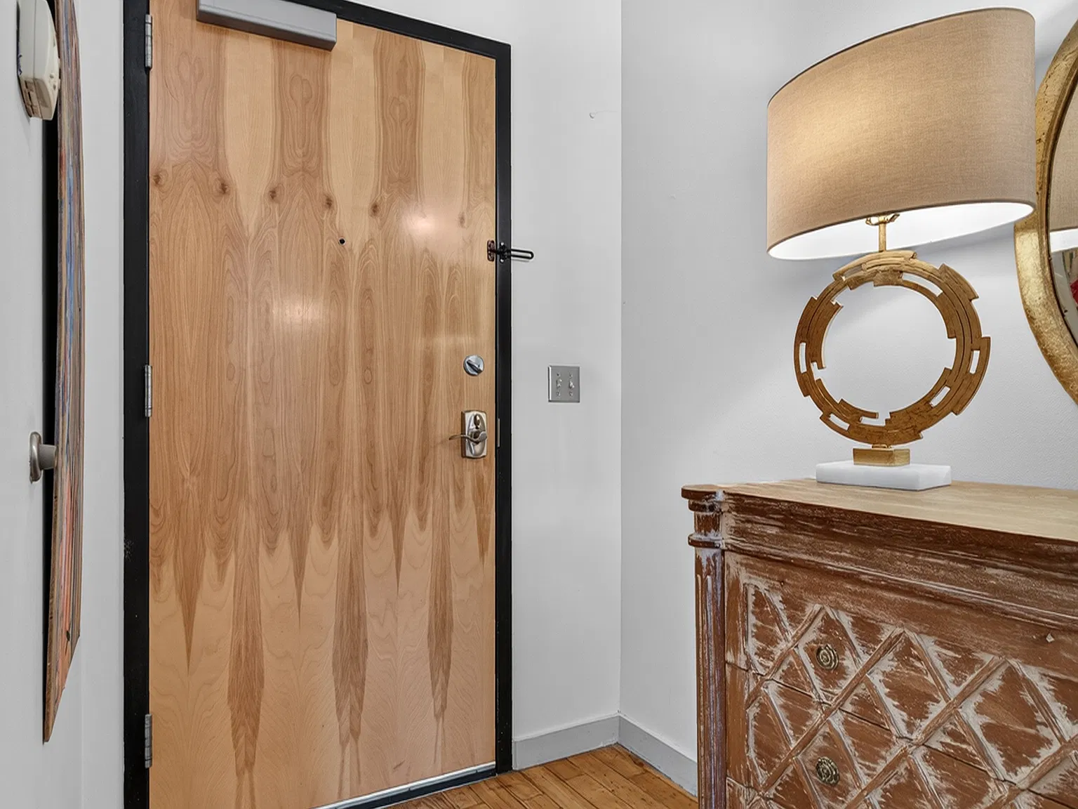 1 bed, 700 sqft, $3,000 — Photo 4