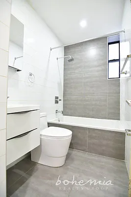 Rented by Bohemia Realty Group | media 5