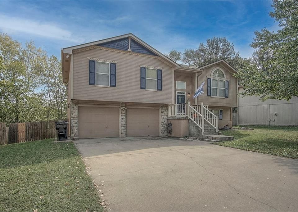 1715 S Whitney Dr, Independence, MO 64057 Zillow