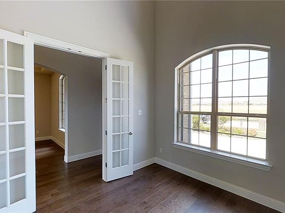 4th image of 7516 Clear Rapids Dr