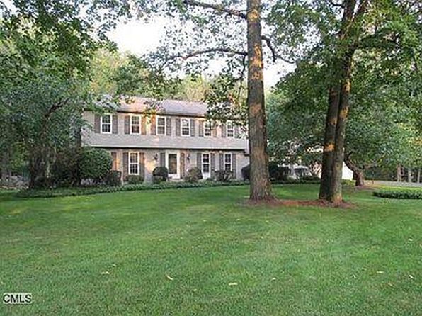 40 Sturbridge Ln