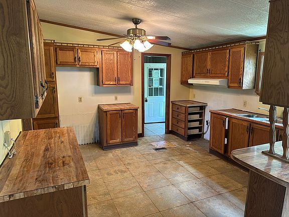 3rd image of 33 Barnes Rd