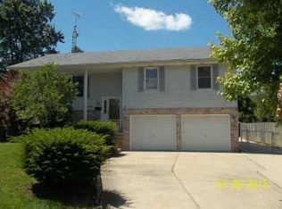 450 Oak St, Dundee, MI 48131