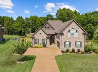 3195 Colchester Cir, Lebanon, TN 37087