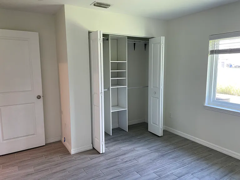1112 Circle Dr — Photo 7