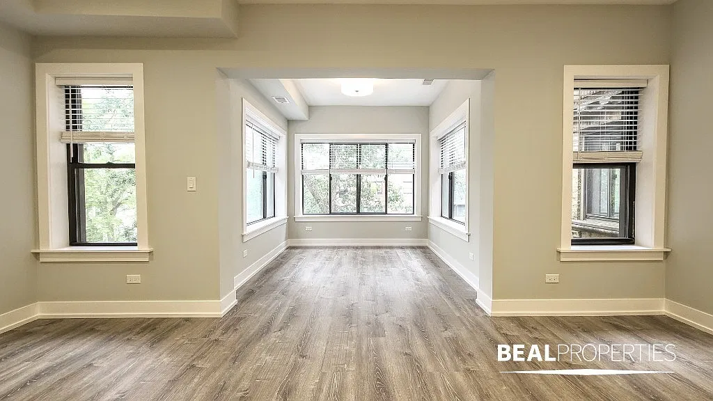 newmaple — Photo 3