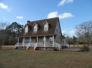 618 Iver N Allen Rd, Folkston, GA 31537