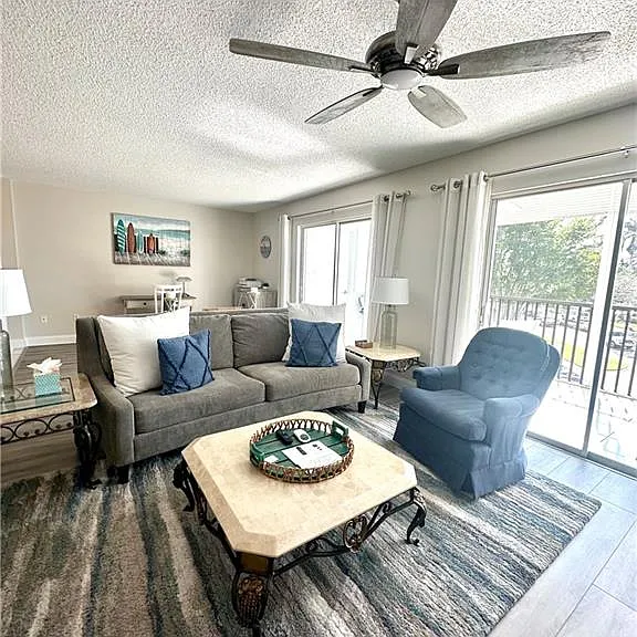 555 Park Shore Dr #B-311 — Photo 13