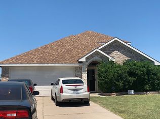 10301 Oldham Ct, Fort Worth, TX 76140