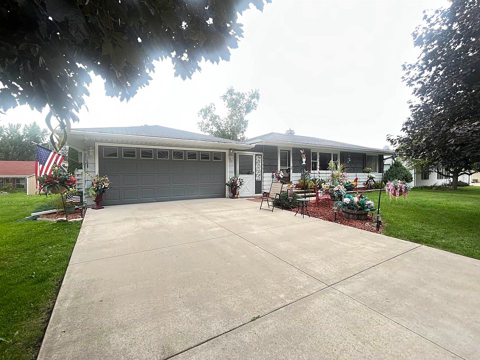 1st image of 434 Melanie Ln