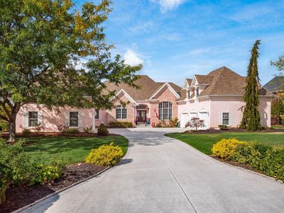 229 Players Club Ct, Commercial Point, OH, 43116