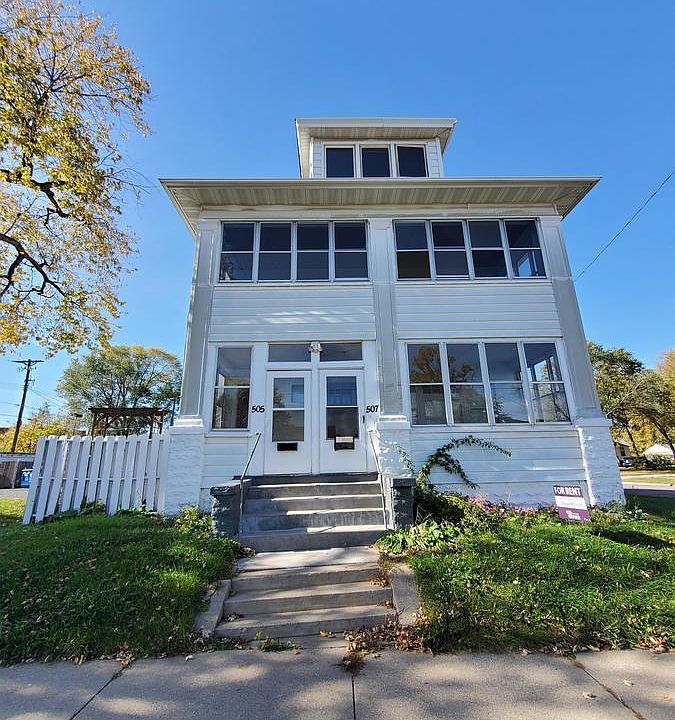 1st image of 505 Farrington St #507