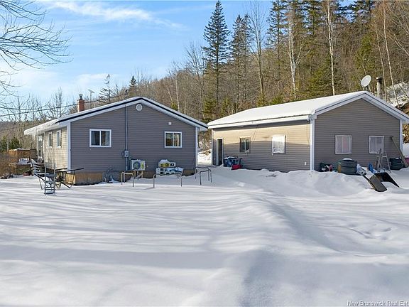 3rd image of 471 Cedar Camp Rd