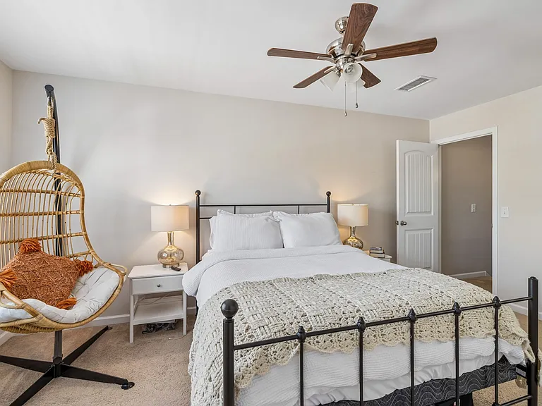 1319 Riverbrook Dr — Photo 31