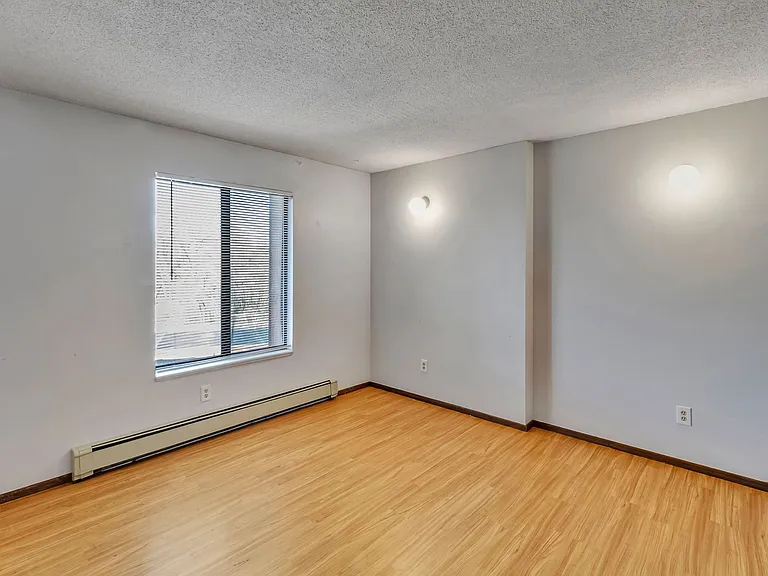 3233 Lakeside Dr #303 — Photo 19
