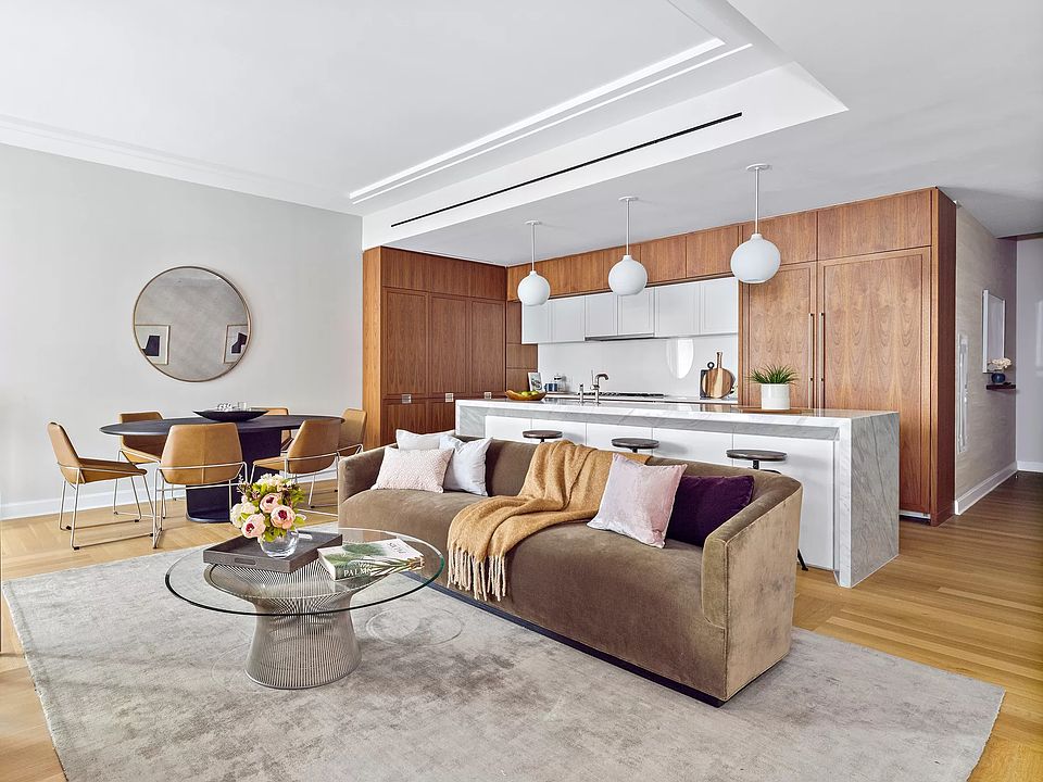 1st image of 1289 Lexington Ave APT 10A