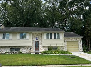 122 Jobs Ln, Williamstown, NJ 08094