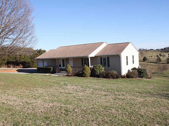 4th image of 1028 Snowberry Hill Dr