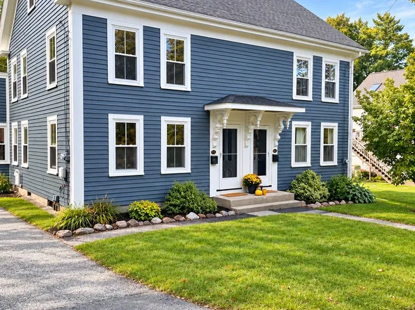 25-27 S Pleasant St, Merrimac, MA 01860