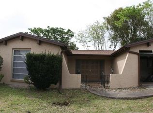 7824 Treasure Pointe Dr, Port Richey, FL 34668