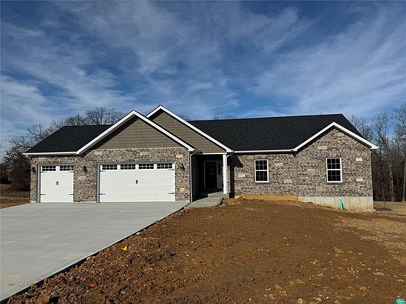 2nd image of 65 Chinkapin Ct