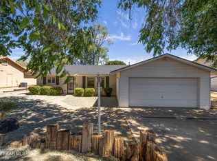 10833 E Oxbow Dr, Dewey, AZ 86327