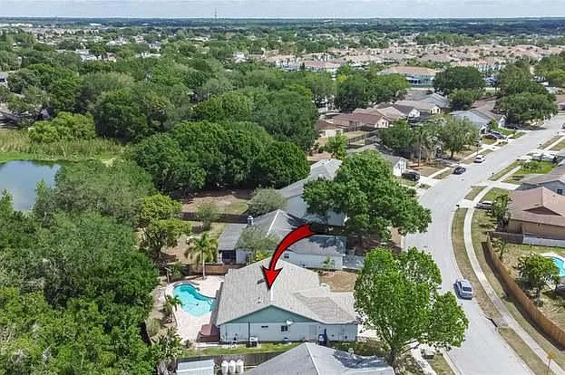 1523 Kestrel Way — Photo 8
