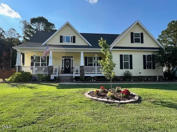 15 Robert Branch Cir, Fuquay Varina, NC 27526
