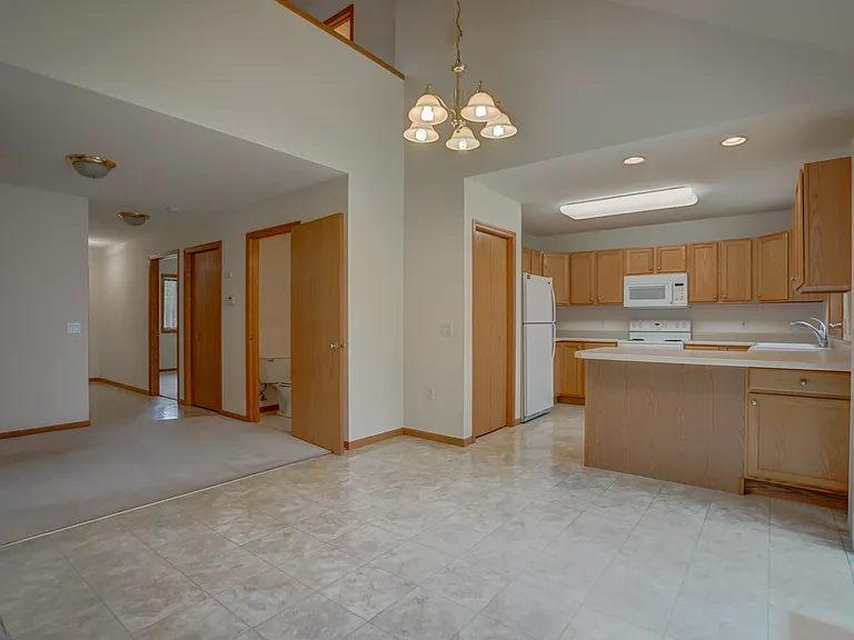 865 Harper Dr — Photo 10