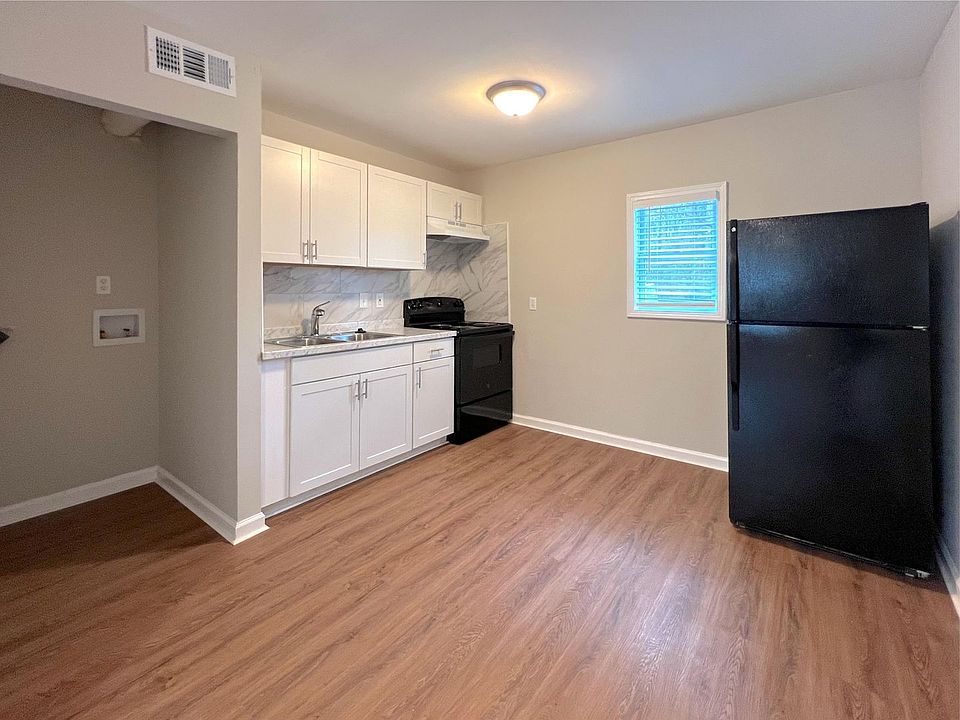 1st image of 531 Gresham Park Dr APT C
