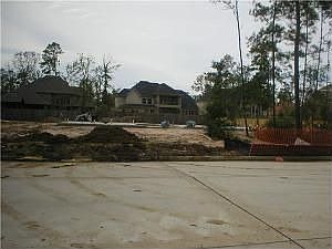 3rd image of 7322 Lake Paloma Trl