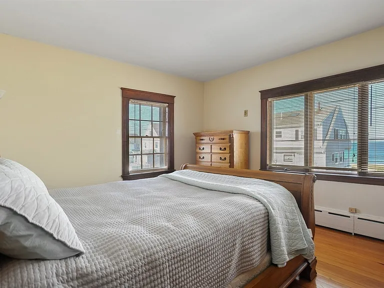 43 Q St — Photo 14