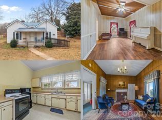 2940 Ambrose Dr, Gastonia, NC 28056