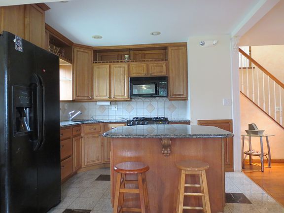 Beautiful & Updated Kitchen