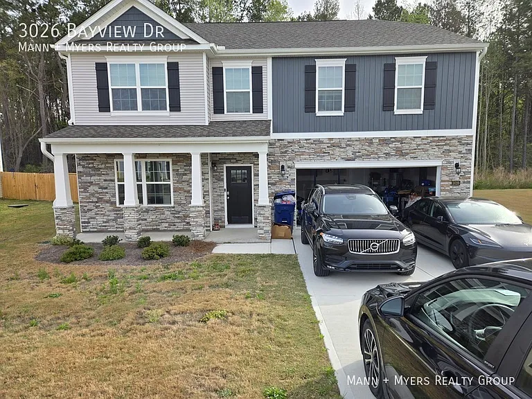 3026 Bayview Dr — Photo 4