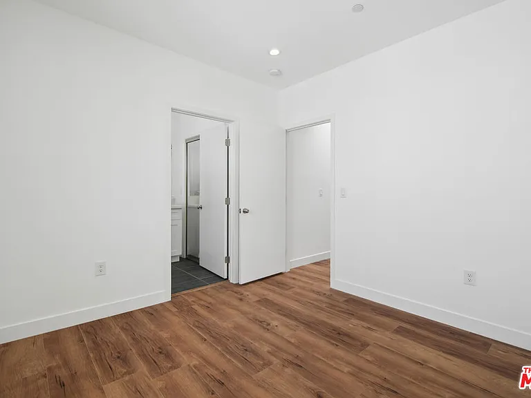 6334 1/2 Beck Ave — Photo 15